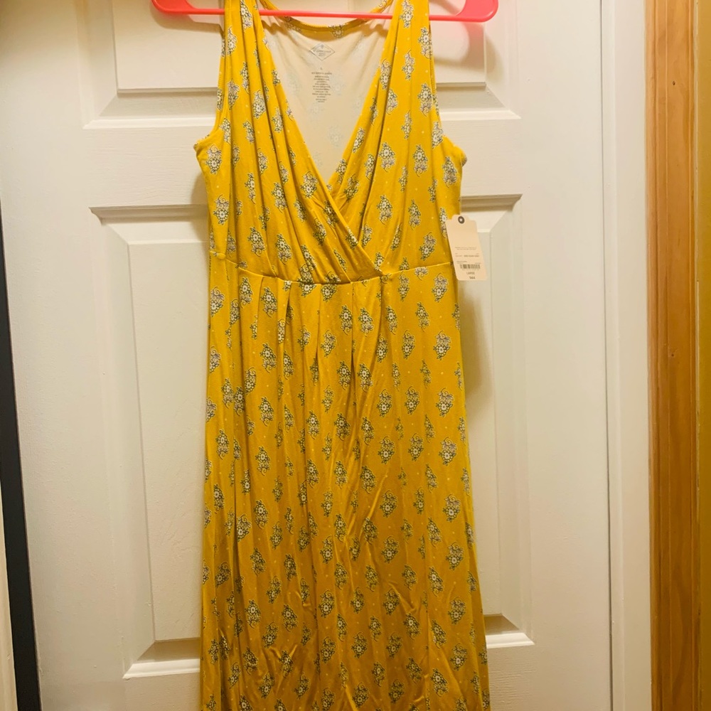 Gold flower v neck tank summer dress